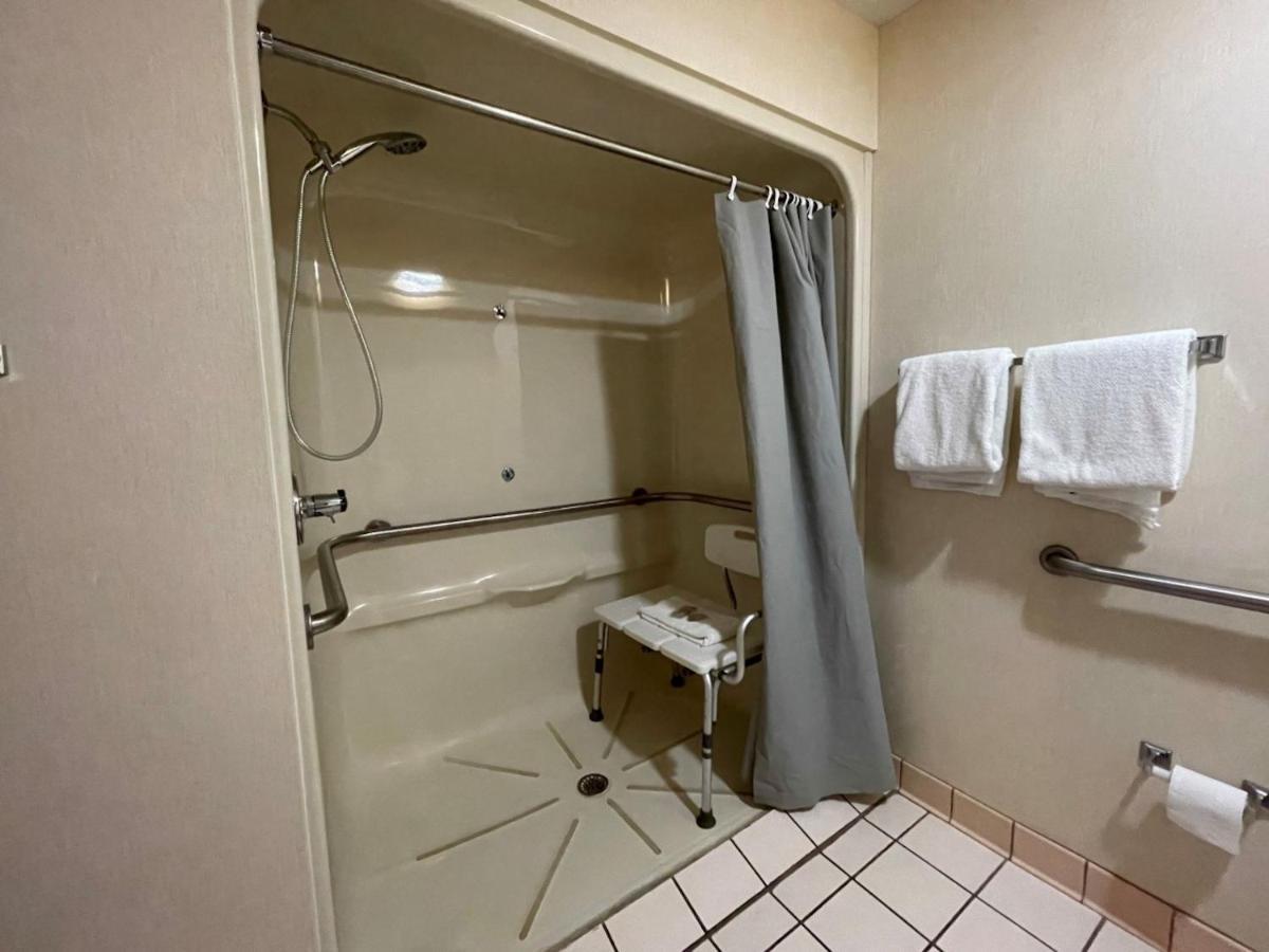 Red Roof Inn Μπράνσον Εξωτερικό φωτογραφία